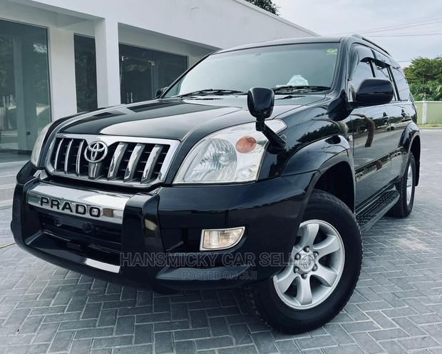 Toyota Land Cruiser 2006 Black