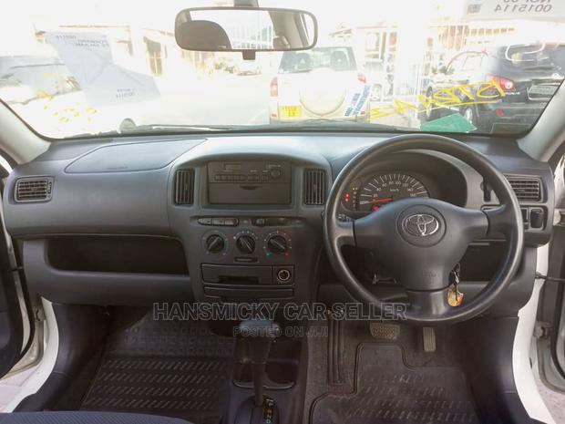 Toyota Probox 2006 White