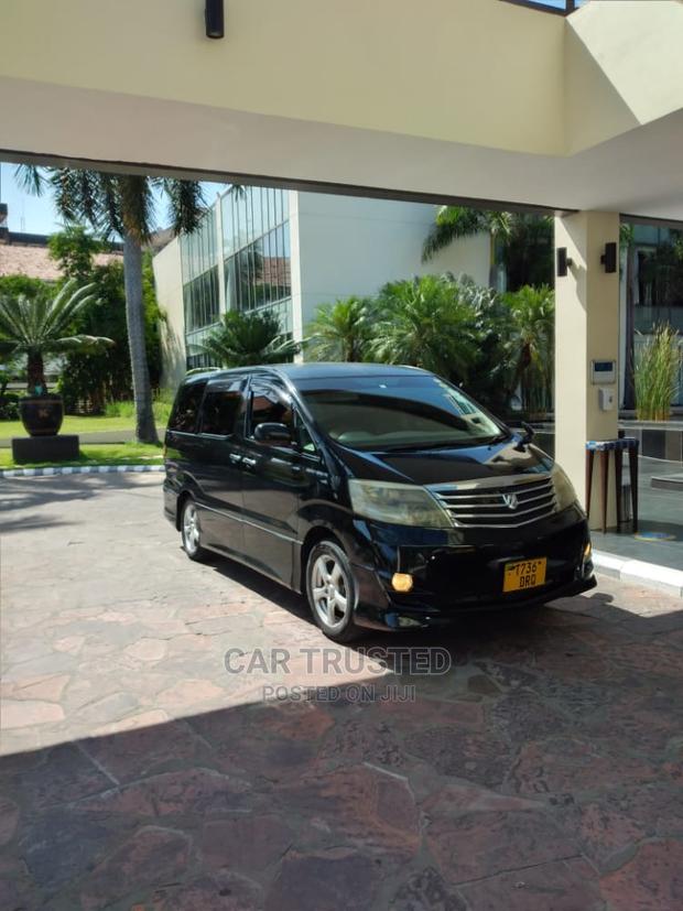 Toyota Alphard 2007 Gray