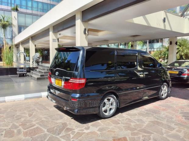 Toyota Alphard 2007 Gray