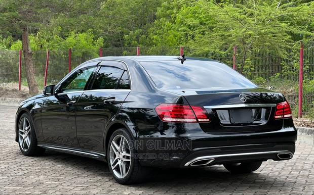 Mercedes-Benz E250 SV Premium 2014 Black