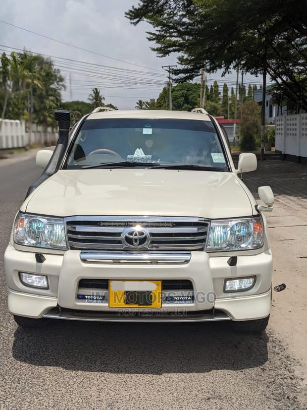 Toyota Land Cruiser 1999 Pearl