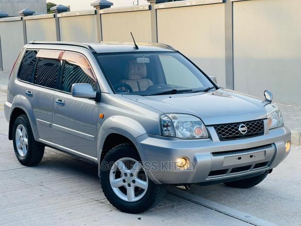 Nissan X-Trail 2001 Silver