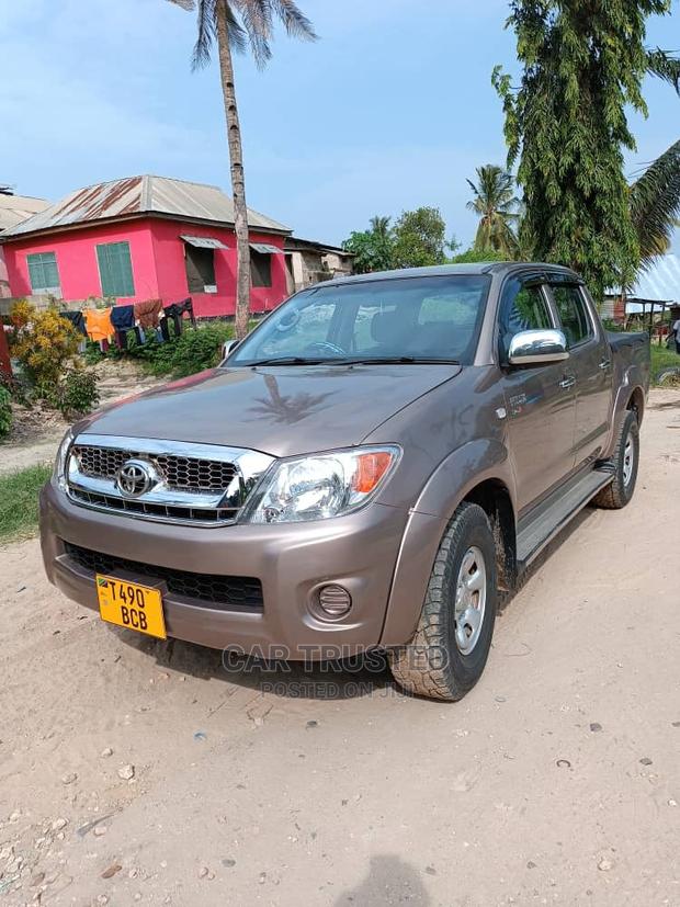 Toyota Hilux 2.5 D-4d 4X4 SRX 2009