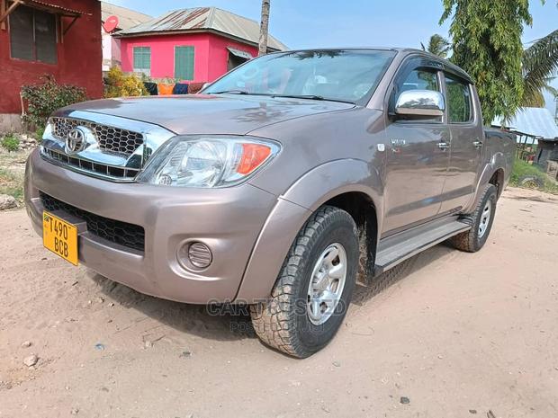 Toyota Hilux 2.5 D-4d 4X4 SRX 2009