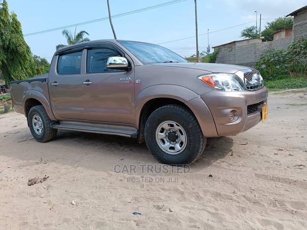 Toyota Hilux 2.5 D-4d 4X4 SRX 2009