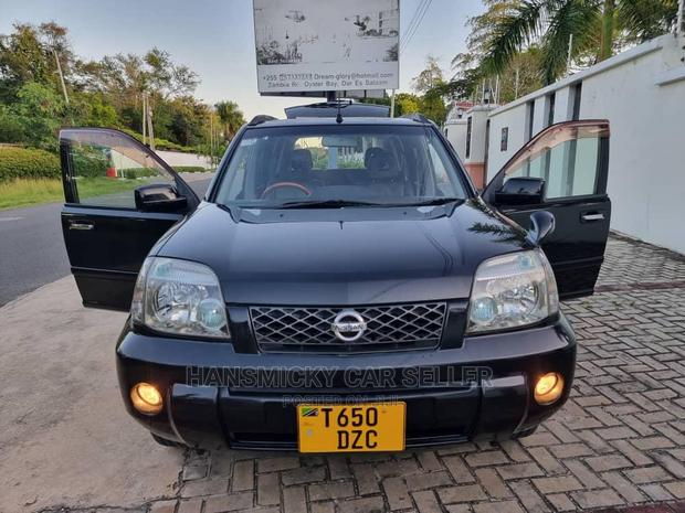 Nissan X-Trail 2005 Black