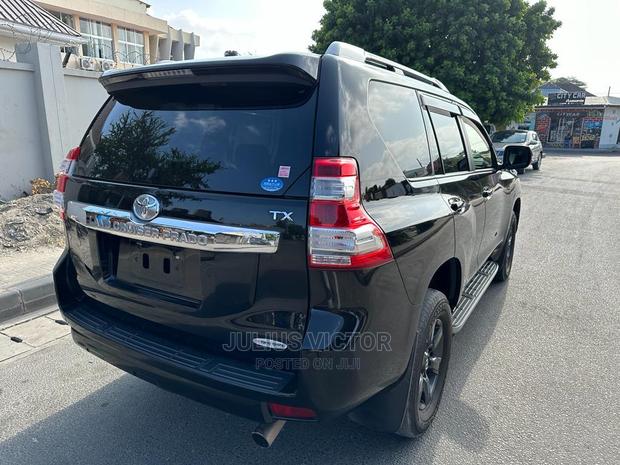 Toyota Land Cruiser Prado 2015 Black