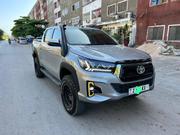 Toyota Hilux 2017 Gray for sale