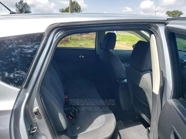 Nissan Dualis 2010 Silver