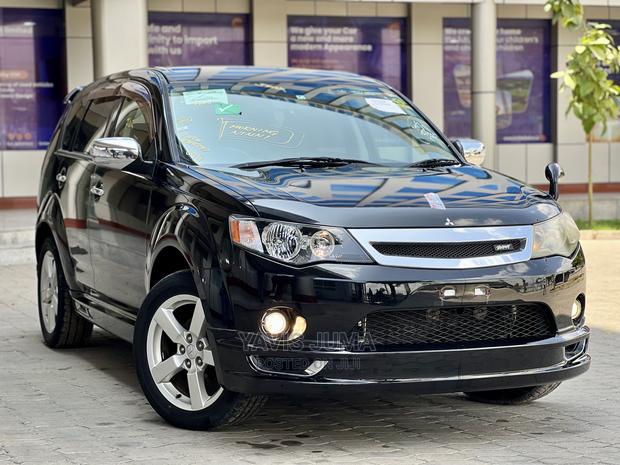 Mitsubishi Outlander 2010 Black