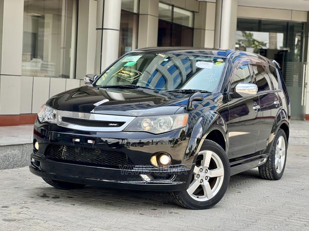 Mitsubishi Outlander 2010 Black