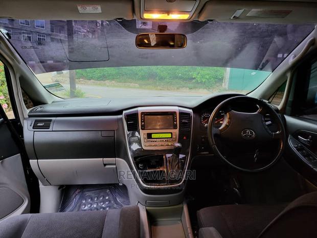 Toyota Alphard 2006 Black