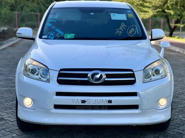 Toyota RAV4 2007 White
