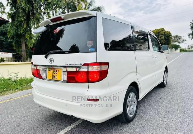 Toyota Alphard 2004 White