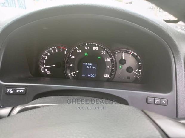 Toyota Crown 2010 Black