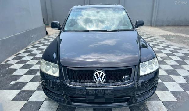 Volkswagen Touareg 2004 Black