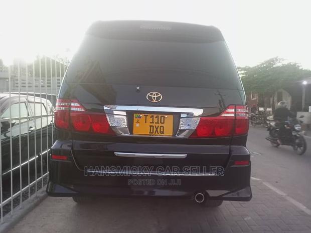 Toyota Noah 2008 Brown