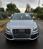 Audi Q5 2010 Gray for sale