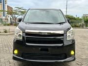 Toyota Noah 2.0 143hp AWD (7 Seater) 2010 Black for sale