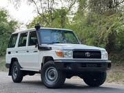 Toyota Land Cruiser 2017 White for sale