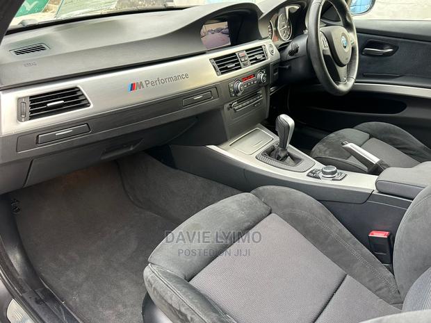 BMW 3 Series 2010 Pearl