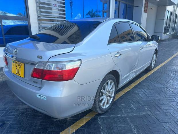 Toyota Premio 1.5 FWD 2009 Silver