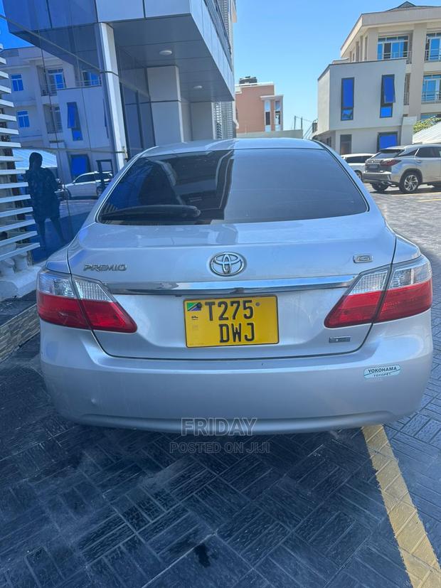Toyota Premio 1.5 FWD 2009 Silver