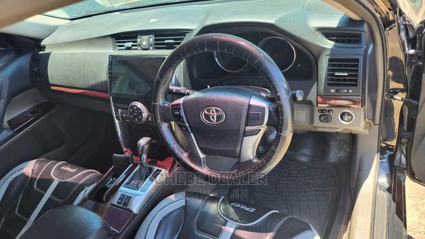 Toyota Mark X 2.5 AWD 2009 Black