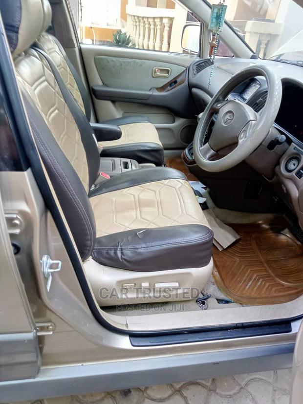 Toyota Harrier 2.4 4WD 2004 Silver
