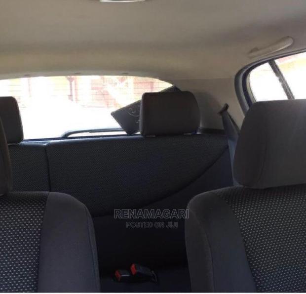 Toyota Vitz 2004 Blue