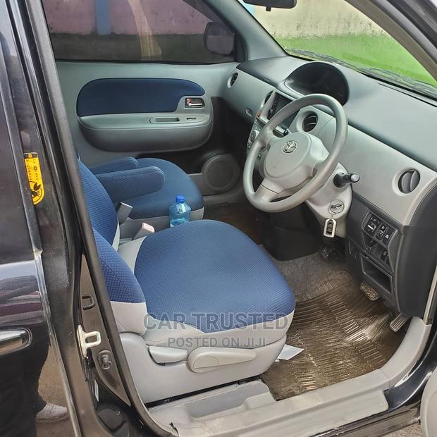 Toyota Sienta 1.5 FWD 2005 Black