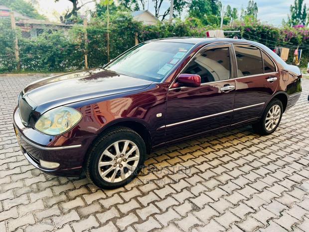 Toyota Brevis 2005 Beige