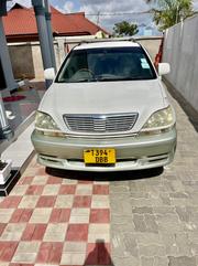Toyota Harrier 2.4 4WD 2004 White for sale