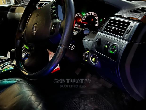 Toyota Crown Royale 2005 White