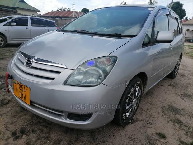 Toyota Corolla Spacio 1.8 S Aero Tourer 2WD 2004 Silver
