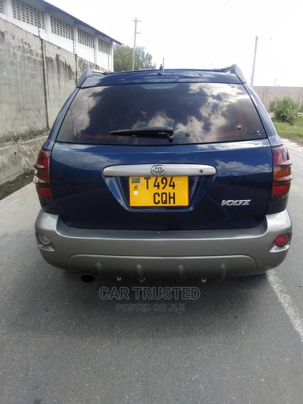 Toyota Voltz 2004 Black