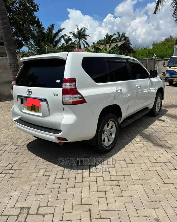 Toyota Land Cruiser Prado 3.0 TD 2013 White