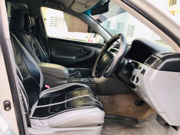 Toyota Crown Royale 2005 Silver