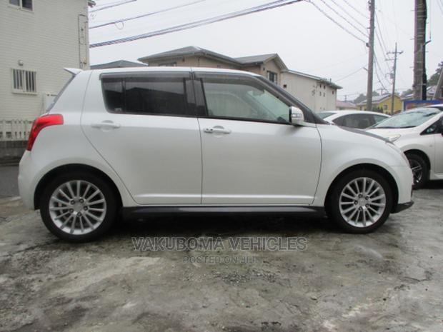 Suzuki Swift 2008 White