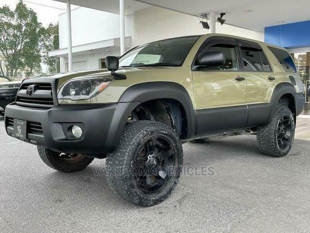 Toyota Hilux Surf 2006 Green