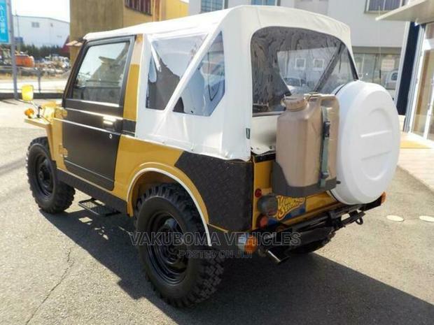 Suzuki Jimny 1998 Yellow
