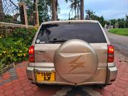Toyota RAV4 2.0 D 2002 Gold for sale