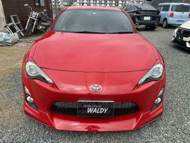 Toyota GT86 2014 Red