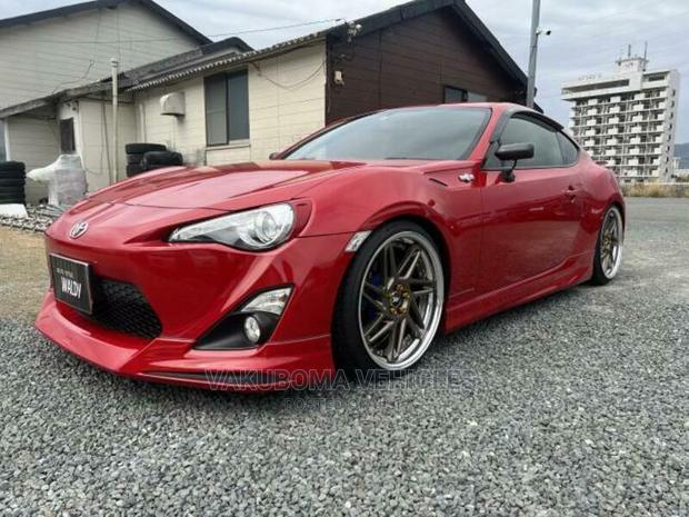 Toyota GT86 2014 Red