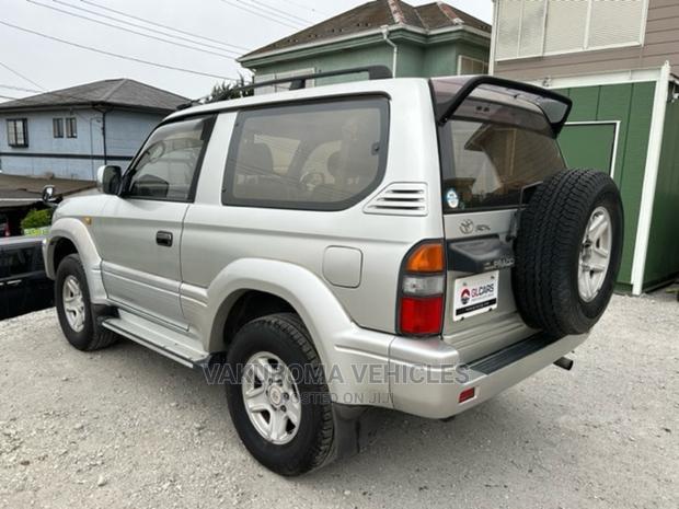 Toyota Land Cruiser Prado 1998 Silver