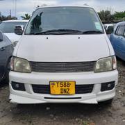 Toyota Noah 2.0 FWD (8 Seater) 2001 White for sale