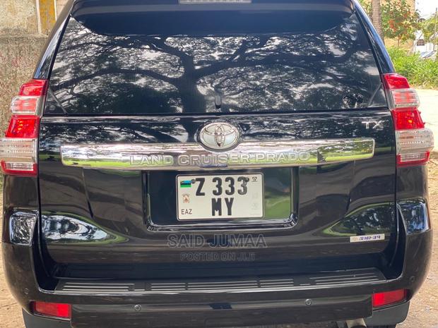 Toyota Land Cruiser Prado 3.0 D-4D (190 Hp) 7 seats 2014 Black