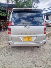 Toyota Noah 2.0 FWD (8 Seater) 2001 Silver for sale