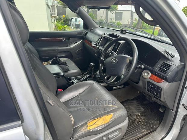 Toyota Land Cruiser Prado 3.0 D-4d 3dr 2006 Silver